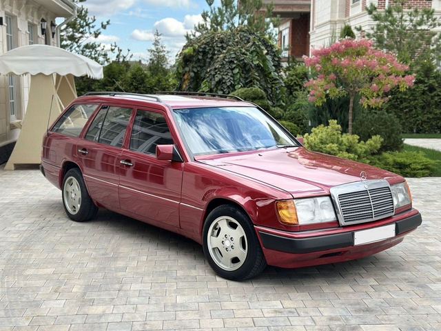 Mercedes-Benz W124, 1989 — Москва